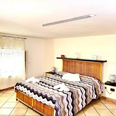 Neapolitan Dream Apartment *